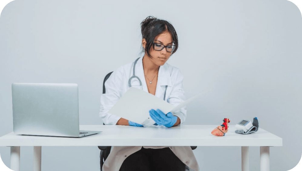 Nurse-reviewing-report-on-Remote-Health-Monitoring